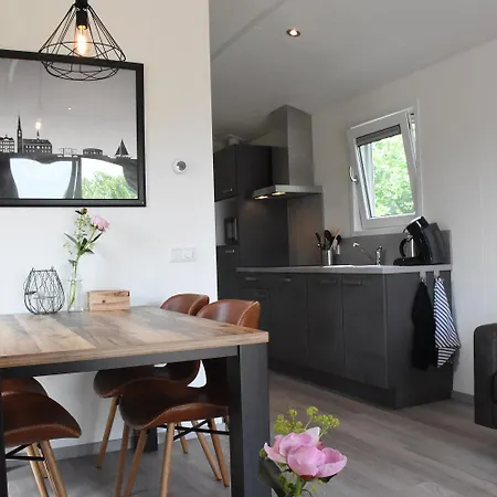 4, Recreatie Aan De Vecht Chalet