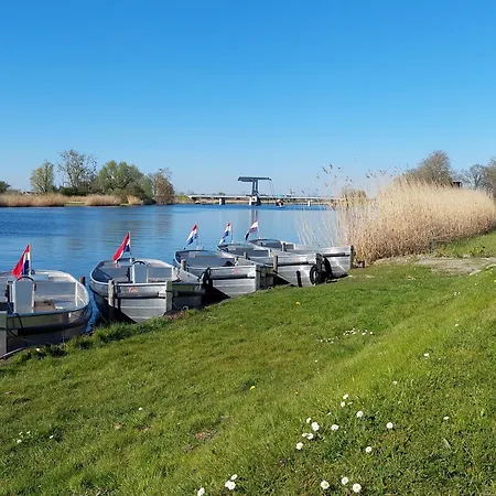 Chalet 4, Recreatie Aan De Vecht Weesp